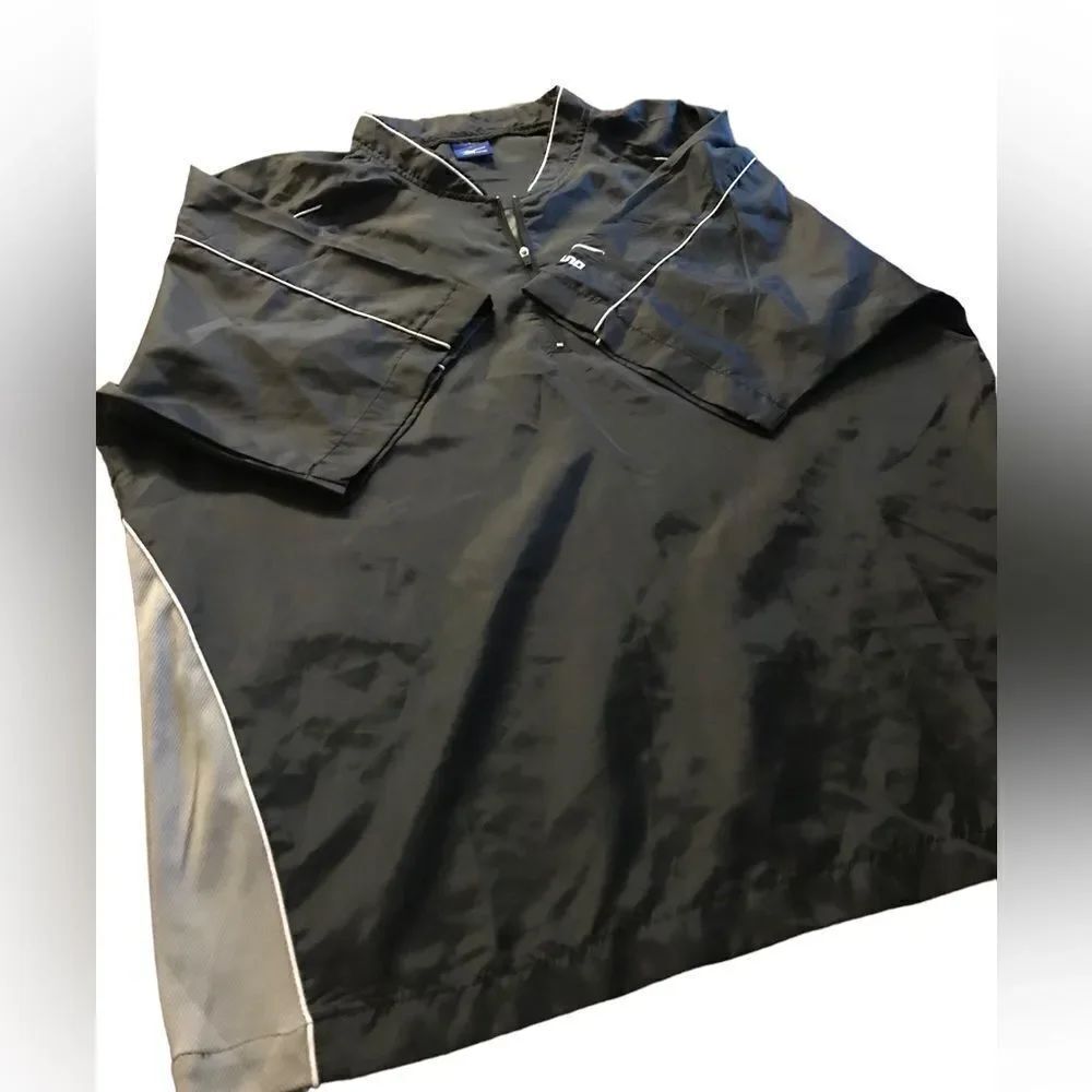 Mizuno size large wind jacket pullover excellent condition see pics